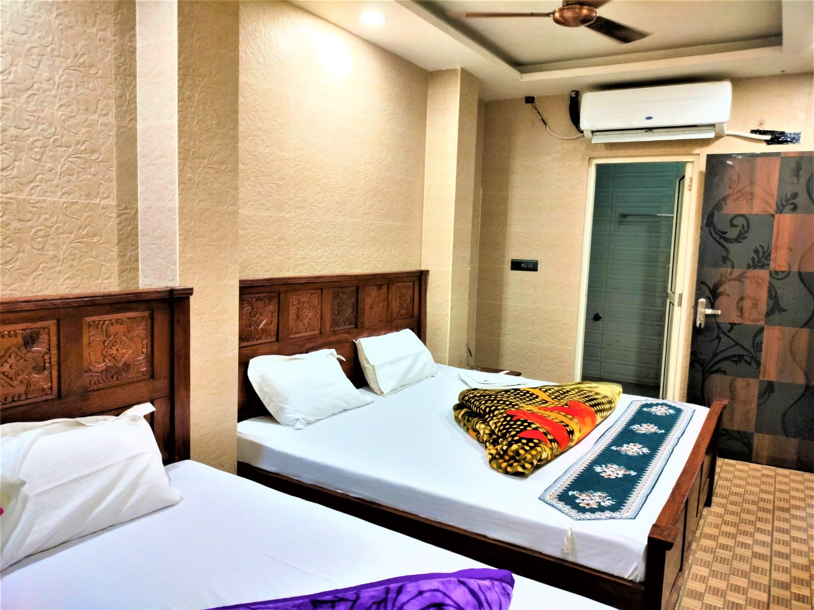 21f7abd0-c5b4-400c-b8d8-068706432c4a